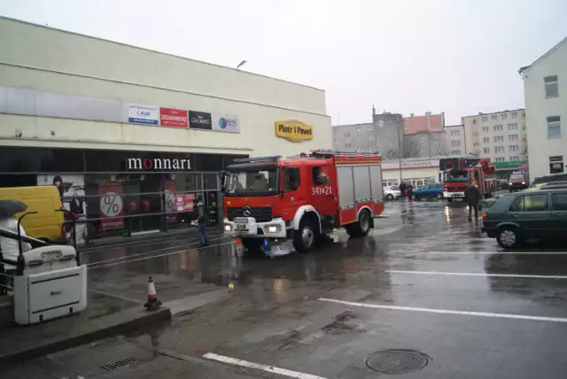 Pożar w Kaliszu. Alarm w centrum handlowym przy ulicy Polnej