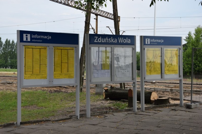 Dworzec PKP w Zduńskiej Woli zmienia wygląd. Rozpoczęły się prace na lini kolejowej [zdjęcia]