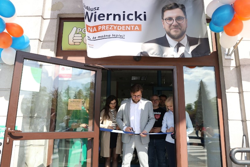 Juliusz Wiernicki kandydat na prezydenta Piotrkowa otworzył...