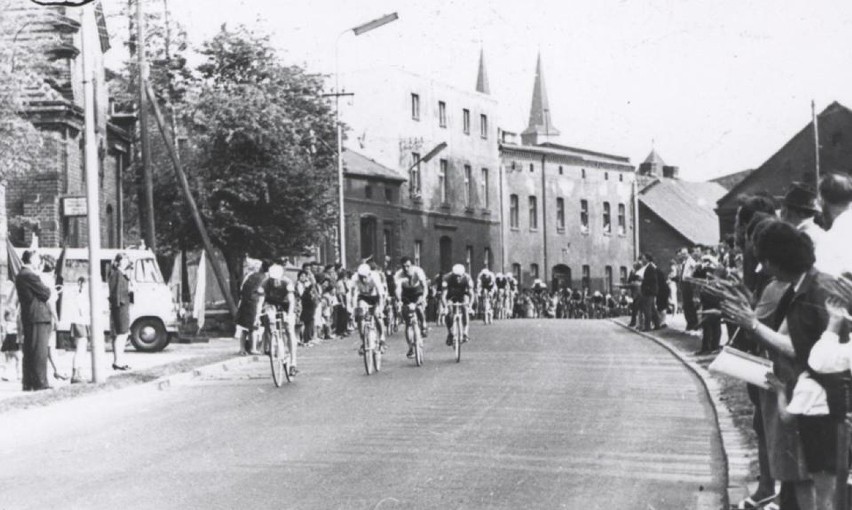 Wyścig Pokoju, Mikołów, lata 70. Fotografia pochodzi ze...