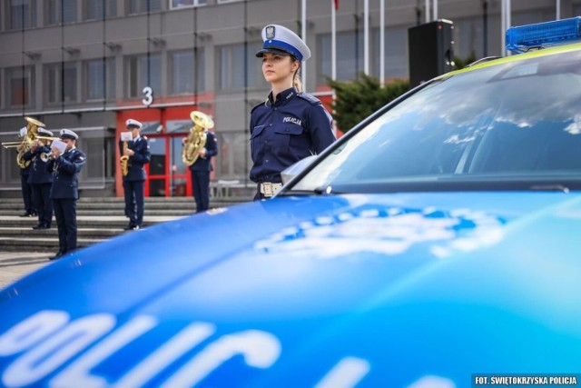 Policja pokazała na targach Polsecure nowe oznakowanie radiowozów. Jakie kolory będą miały wozy policyjne? Sprawdź jak się zmienią!