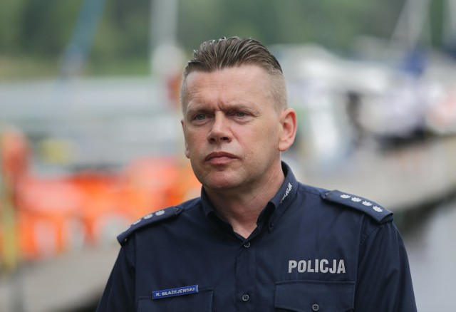 Nadkomisarz  Radosław Błażejewski został nowym komendantem komisariatu policji w Sulejowie.