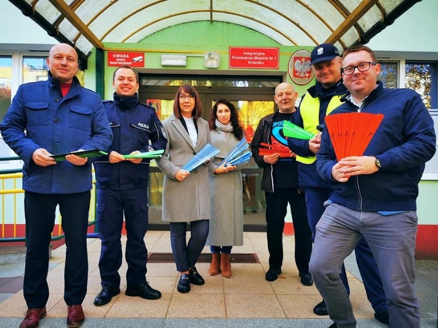 Przedszkolaki z Kraśnika wiedzą jak bezpiecznie przechodzić przez przejścia. Zobacz zdjęcia