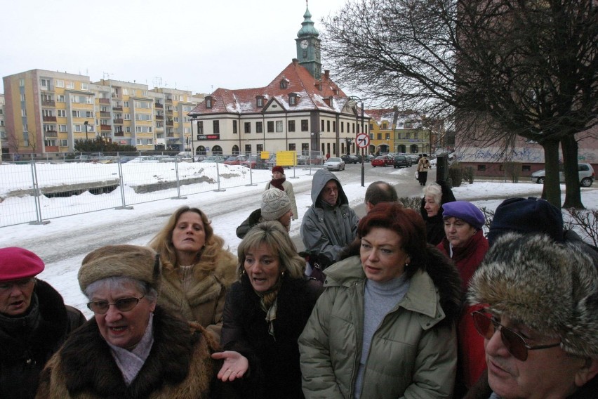 Protest mieszkańców rynku w Lubinie, właśnie mija 15 lat