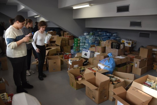 Pomysłodawczynie akcji poznały się, pracując jako wolontariuszki w punkcie zbiórki darów dla uchodźców. W sobotę (23 lipca) opowiedzą tarnowianom na Rynku o wojnie (zdjęcie ilustracyjne)