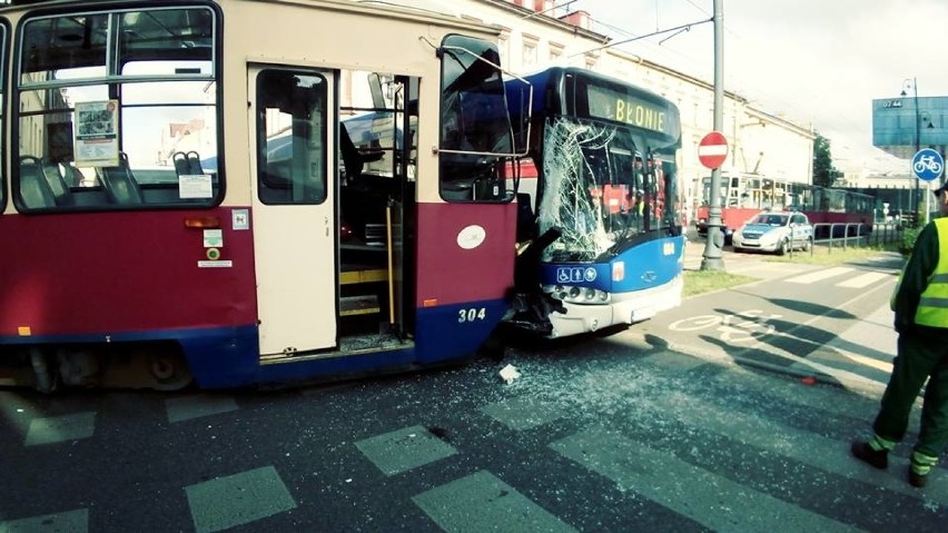 Dzisiaj około godziny 7 rano doszło do zderzenia tramwaju...