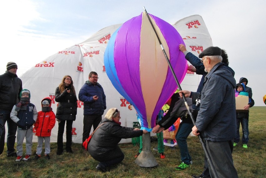 Rudniki: Zawody Modeli Balonów na Ogrzane Powietrze [ZDJĘCIE]