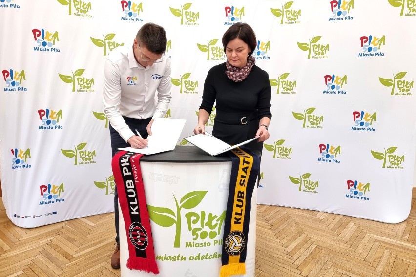 Miasto Piła wspiera rozwój siatkówki i piłki nożnej. Przekazało kilkaset tysięcy złotych dla klubów sportowych 