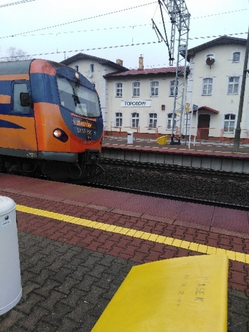 Przez stację w Toporowie nie pojedzie już przedpołudniowy...