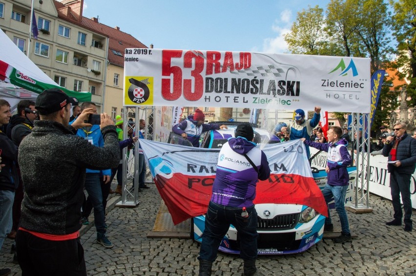 Francuzi wygrali  53. Rajd Dolnośląski. Ależ było ściganie! (DUŻO ZDJĘĆ)