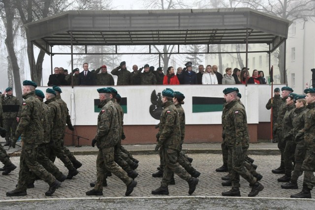 Uroczystość z okazji 25. rocznicy przystąpienia Polski do NATO - koszary wojskowe w Sulechowie