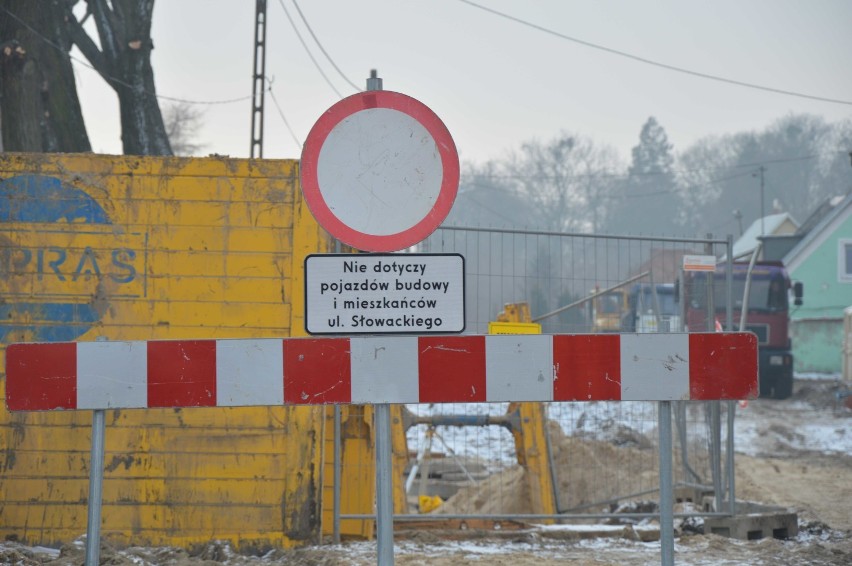 Malbork. Trwa przebudowa ulicy Słowackiego - skrzyżowanie częściowo zamknięte dla ruchu