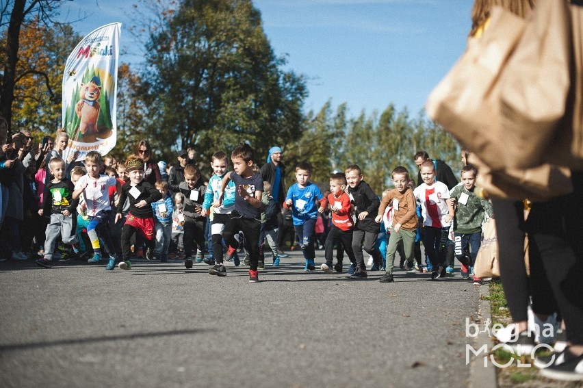 Ponad 11 tys. zł dla Jagórki i Gabrielka przekazali biegacze na Molo