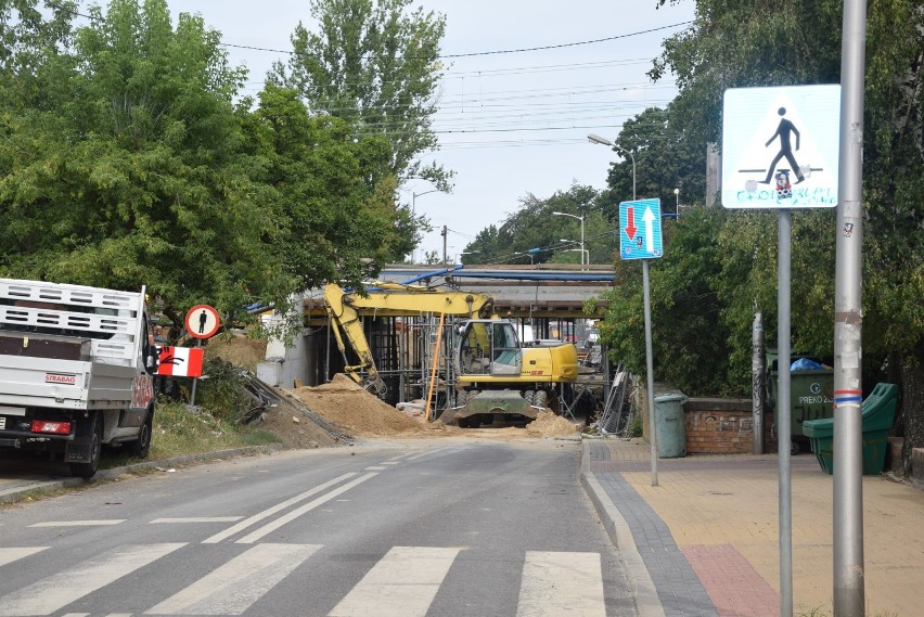 Przebudowa wiaduktu kolejowego nad ulicą Batorego w Zielonej...