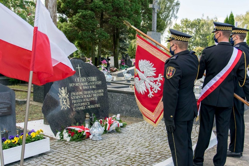 W Zduńskiej Woli uczcili Dzień Sybiraka ZDJĘCIA