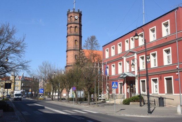 Są nowe godziny otwarcia Urzędu Miejskiego w Nowej Soli. To odpowiedź na zgłoszenia od mieszkańców.