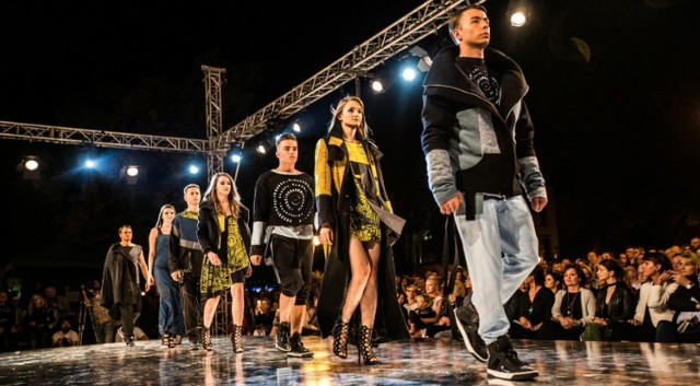 Radom Fashion Show 2019, odbędzie się w sobotę 24 sierpnia, na placu przed Urzędem Miejskim w Radomiu.