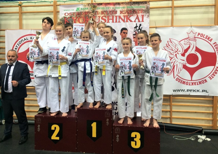 Pucharowy weekend zawodników Klubu Karate „Randori” z Radomska [ZDJĘCIA]
