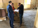 Burmistrz zadowolony z inwestycji realizowanych na terenie gminy Warta [zdjęcia]