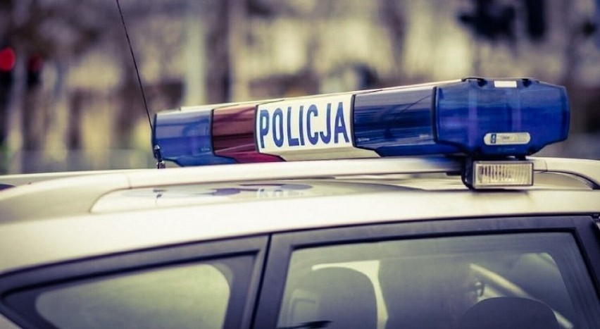 Poszukiwany przez sąd mężczyzna gazem zaatakował policjanta. Mieszkańcowi gminy Święciechowa grozi 10 lat więzienia                  