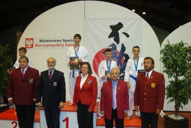 Medale dla pleszewskich karateków