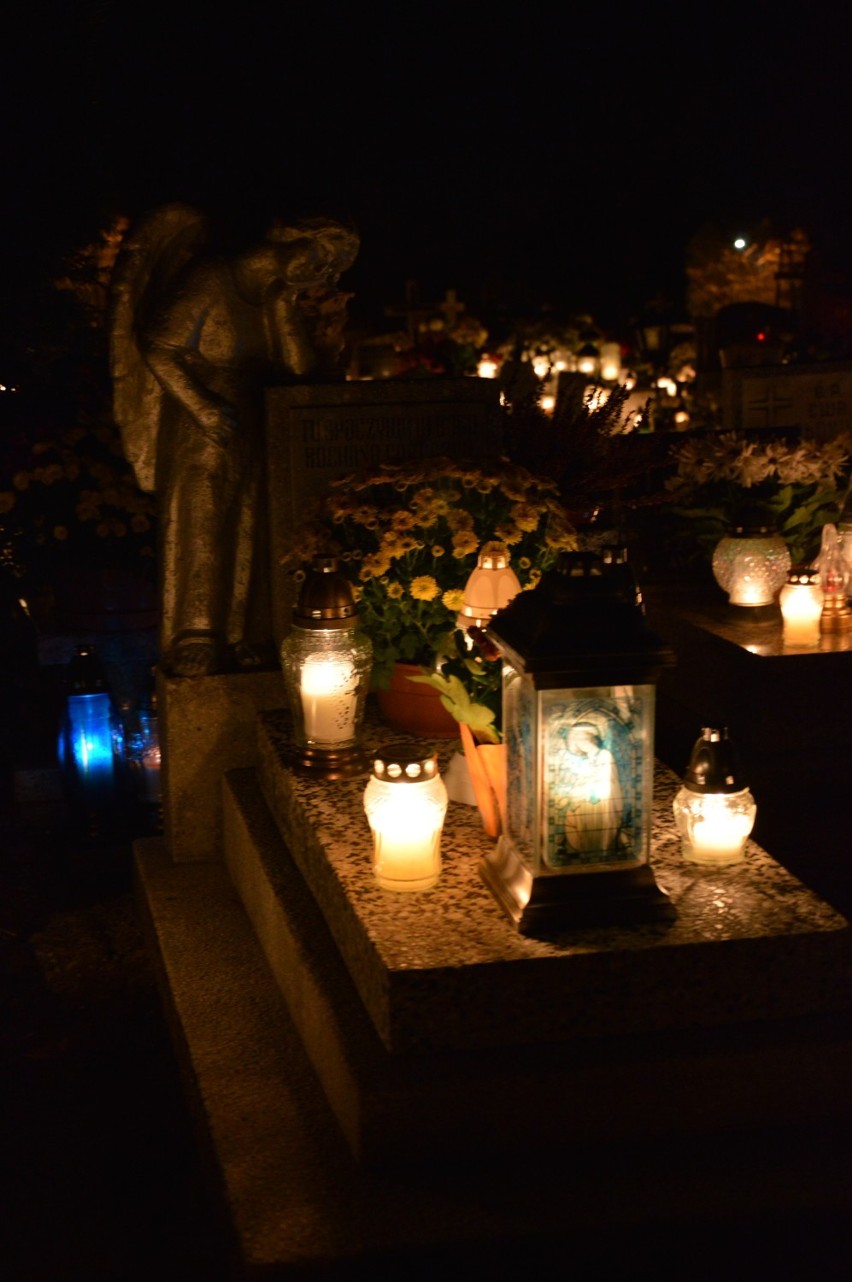 Bytów/Miastko. Odwiedzaliśmy na cmentarzach groby naszych bliskich (FOTO)