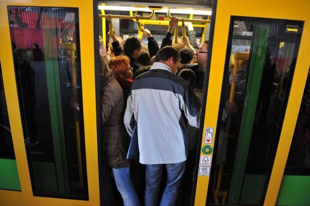 Po awarii na Pestce tramwaje kursowały przepełnione