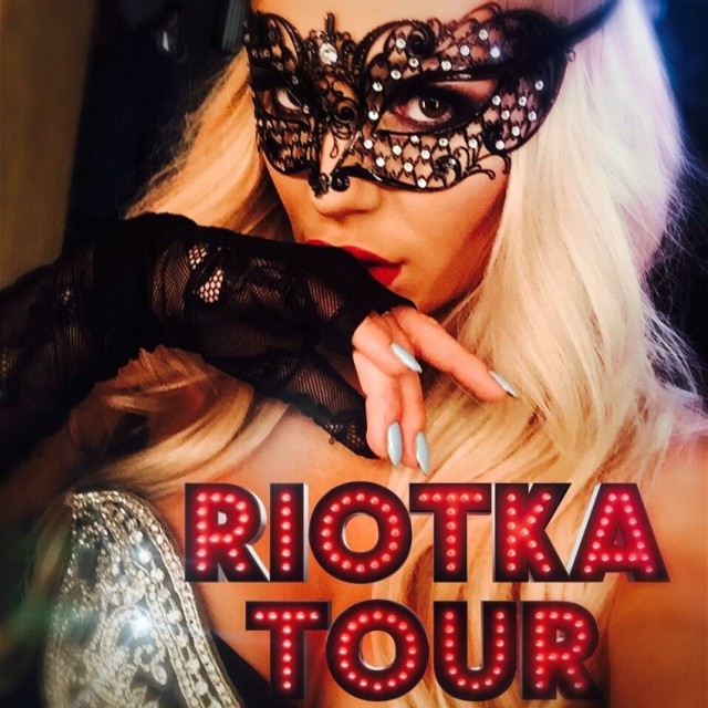 Doda w Poznaniu
3 czerwca, sobota
godz. 15
Empik Stary Browar

Doda w Poznaniu będzie promować swoją koncertową płytę "Riotka Tour". Podczas spotkania z fanami zaplanowano autografy i wspólne zdjęcia z artystką