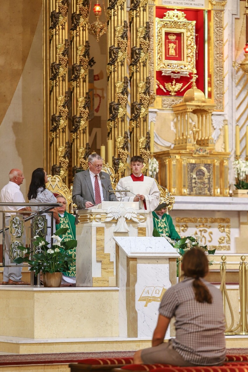 Konin, Licheń - 40. Pielgrzymka Ludzi Pracy pod hasłem „Z Maryją obronimy rodziny” 