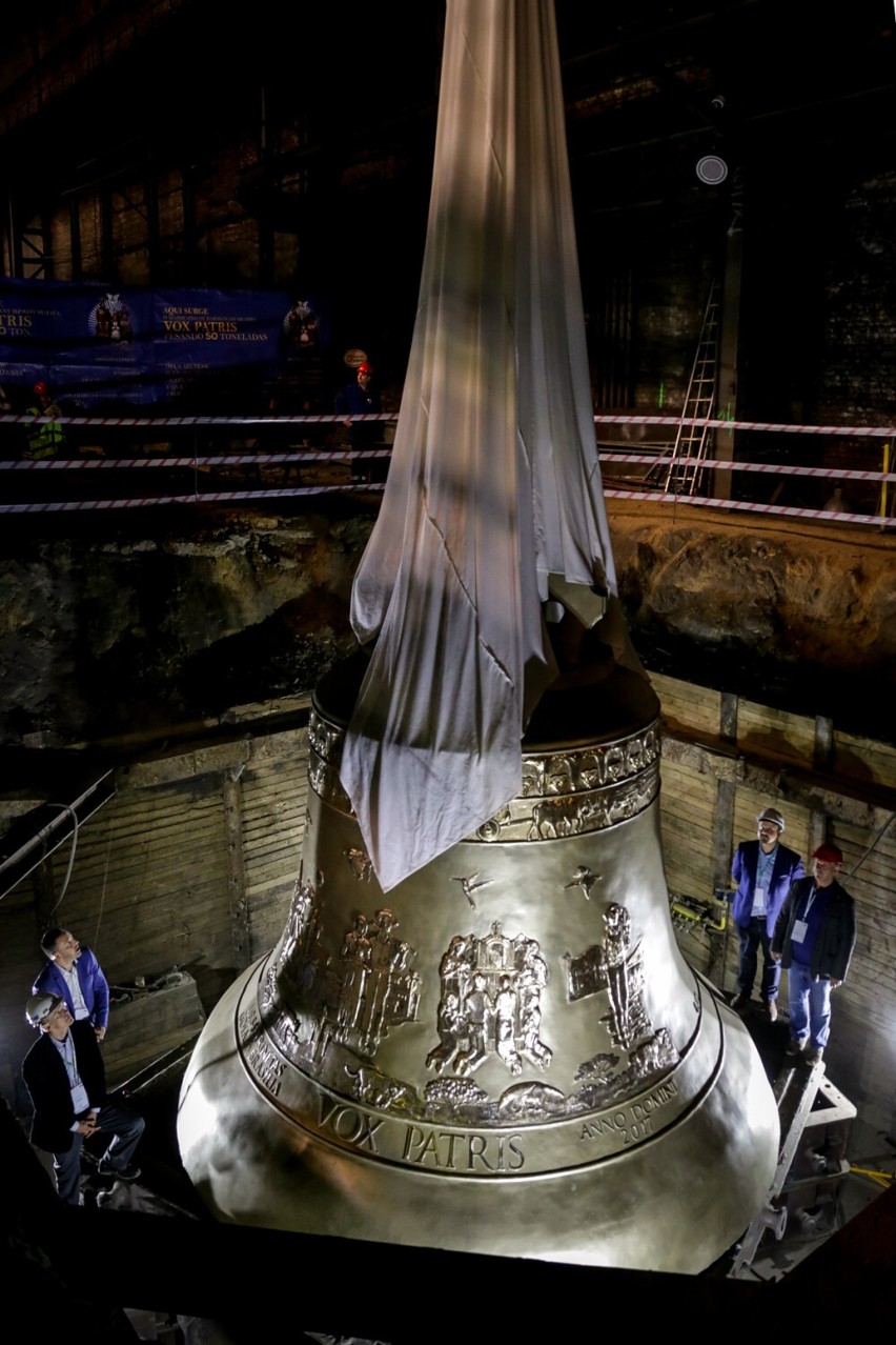 W Kuźni Glinik wykuli serce największego dzwonu na świecie. Jego dźwięk poznamy w niedzielę wielkanocną