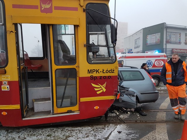 Wypadek tramwaju na rondzie Insurekcji