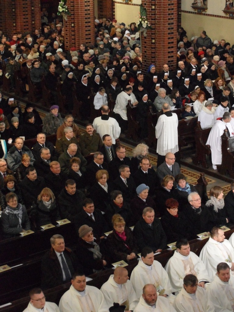 Ingres bp. Jana Kopca w Gliwicach w katedrze św. Apostołów Piotra i Pawła [FOTO]