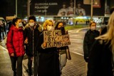 Protest kobiet w Białymstoku w poniedziałek, 1 lutego. Nie milkną echa po opublikowaniu wyroku TK w sprawie aborcji (ZDJĘCIA)