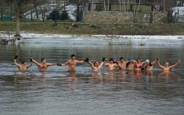 Rzeka Warta w Uniejowie, luty 2011.