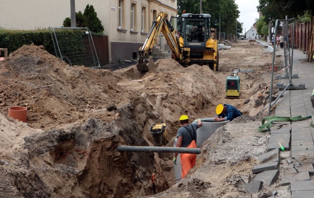 Z aparatem fotograficznym odwiedziliśmy trwające inwestycje drogowe w centrum Grudziądza. Zobaczcie zdjęcia>>>>>