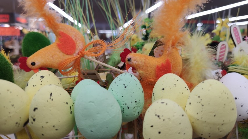 Ozdoby świąteczne na Wielkanoc 2022 w sklepach w Piotrkowie