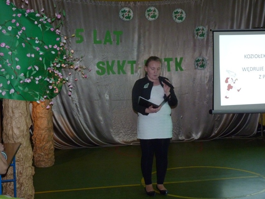 5-lecia szkolnego koła PTTK  w SOS-W w Radomsku [ZDJĘCIA]