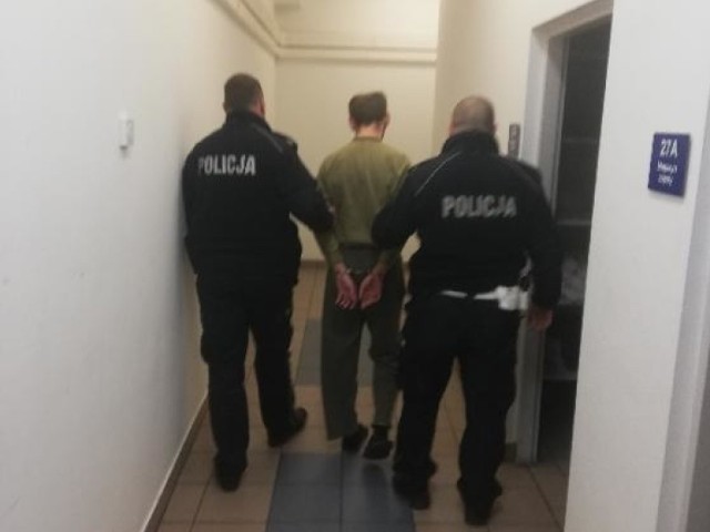 Oskarżony Jakub K. w rękach chrzanowskiej policji