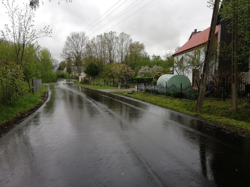 Powstaje nowa nawierzchnia drogi powiatowej Gorzyca - Przystawy