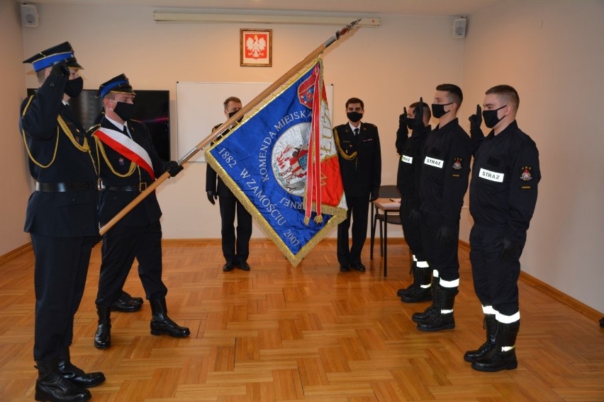 Nowi strażacy w szeregach PSP Zamość. Zobacz zdjęcia