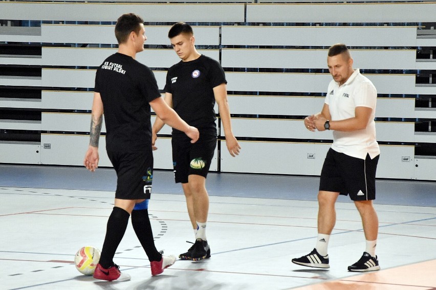W spotkaniu I ligi Futsal Powiat Pilski uległ drużynie KS Gniezno. Zobaczcie zdjęcia z meczu 