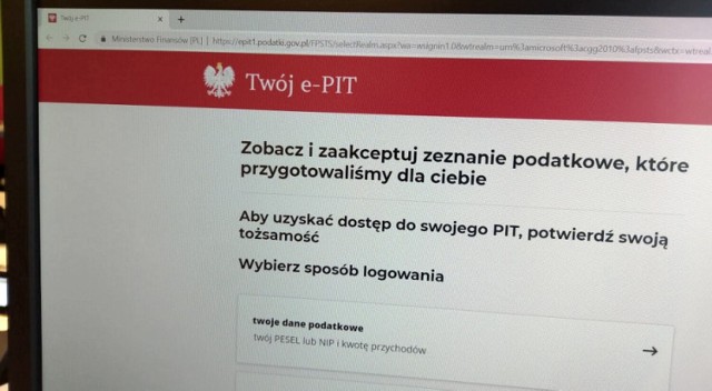 Twój e-PIT już trafił do urzędu skarbowego. Krajowa Administracja Skarbowa rozliczyła go za Ciebie