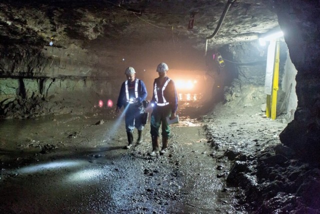 Jak wygląda praca pod ziemią w kopalniach KGHM?