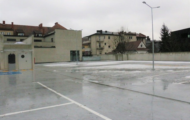 Parking wielopoziomowy w centrum Limanowej prawie gotowy