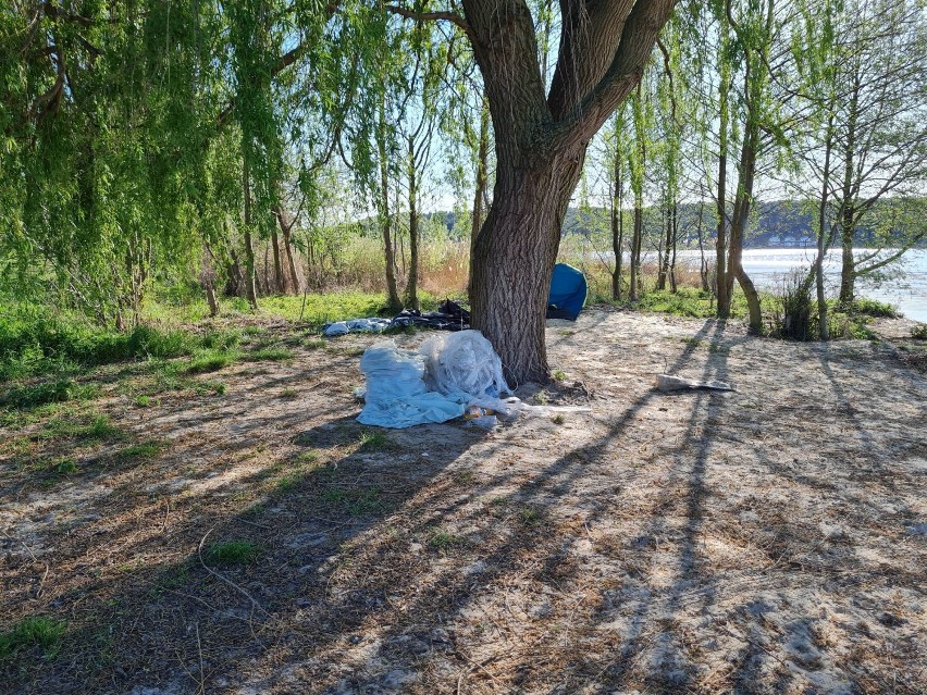 Strażacy z OSP Zbąszyń sprzątali - 11 maja 2021