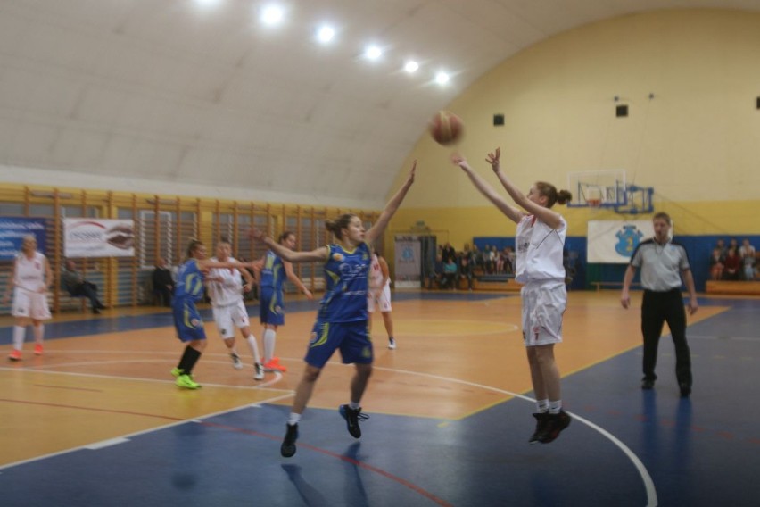 ŻKK Olimpia Wodzisław Śl.-Chrobry Głuchołazy, II liga...