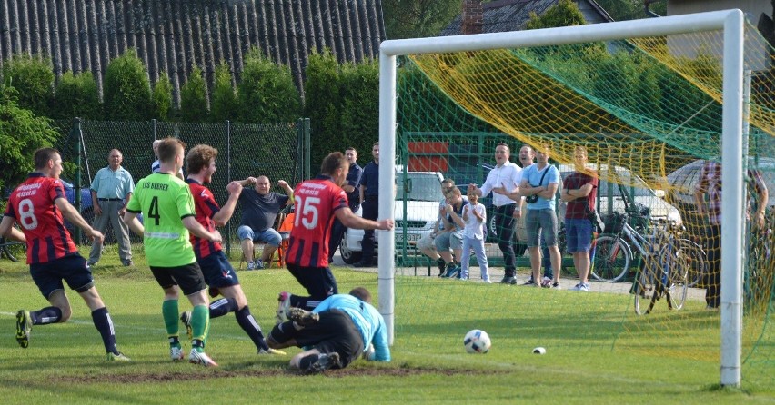 V liga Wadowice: Bobrek porażką z Gromcem skazał się na degradację [ZDJĘCIA]