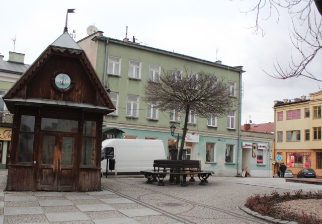 Chełm. Zabytkowy kiosk w centrum miasta. Radni zastanawiają się co dalej będzie z obiektem.