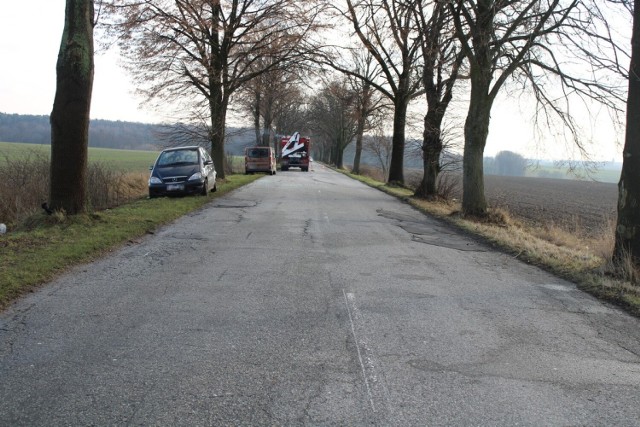 W wyniku wypadku ranna została kierująca mercedesem, 52-letnia mieszkanka Kamieńca.