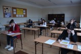 Maturzyści z Sulechowa dziś przystąpili do pierwszego egzaminu. Są pełni optymizmu 